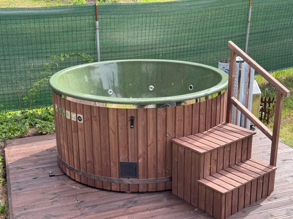Ciubăr Granit Premium Ø200 cu masaj și sobă externă