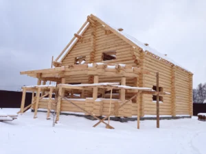 Casă din bușteni rotunzi 170 m², Sofino — construcție