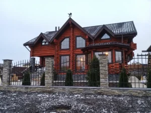 Casă din bușteni 234 m², proiect individual, Podolsk — exterior finisat